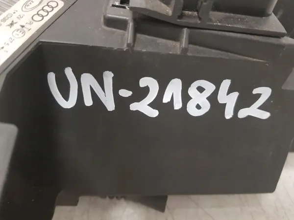 AUDI A1 8X Faro Xenón Derecho 8X0941044 image 9