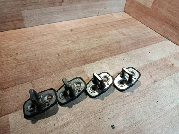 OEM 9655466380 Türschloss Vorne Rechts - C4 Cactus image 4