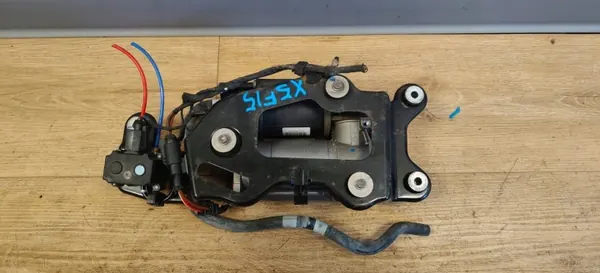 Bomba compresor suspensión BMW X5 F15 OEM 443020023 image 3