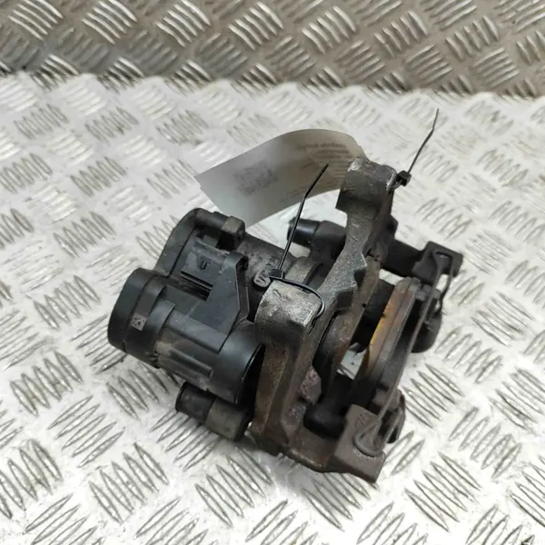 Hintere linke Bremszange VW Tiguan 3Q0615423E image 4