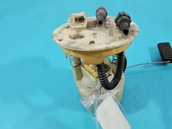 Brandstofpomp Renault Megane I 1.6 16V 7700422036B 4PIN image 3