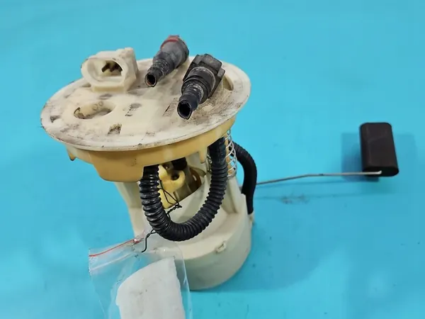 Brandstofpomp Renault Megane I 1.6 16V 7700422036B 4PIN image 5