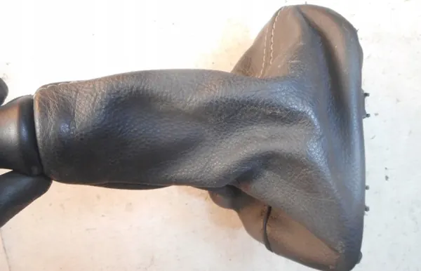 Pomo de cambio Peugeot 207 CC OEM - Usado image 3
