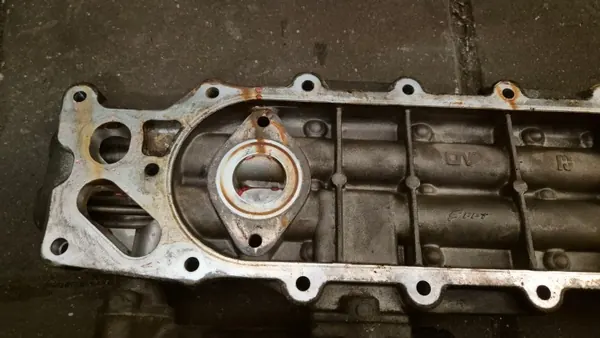 Couvercle de refroidisseur d'huile Iveco - 5801716867 image 5