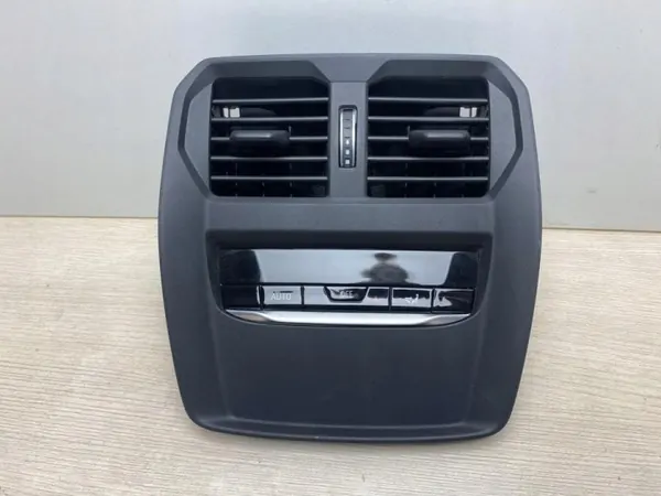 OEM 6836650 Luftdüse BMW 3er 2021 Heck image 2