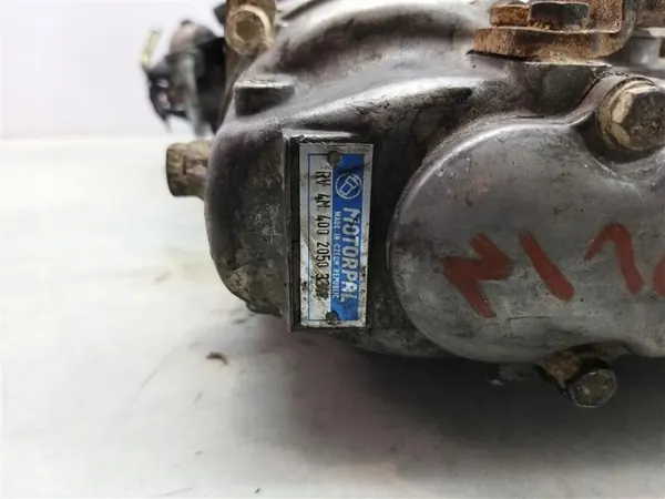 Bomba de inyección FS Motorpal usada OEM 4M3176LC image 6