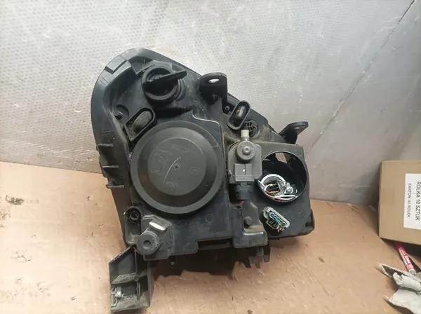 Vasen etuvalaisin Nissan Qashqai I J10 2009 image 5