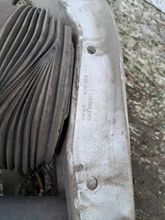 OEM 4M0616002AK Taka oikea pallot Audi Q7 4M 2015 image 5
