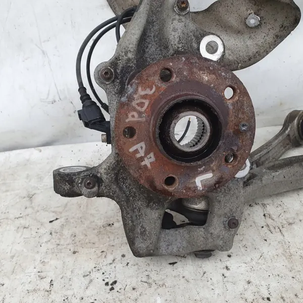 OEM 8k0407257 Vänster framstag Audi A7 C7 image 3