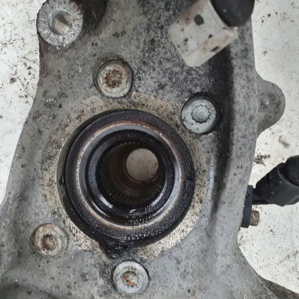 OEM 8k0407257 Vänster framstag Audi A7 C7 image 9