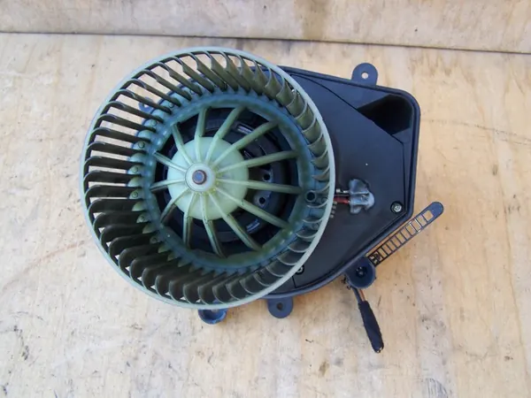 Ventilador Interno Audi A4 B5 OEM 740221233F image 2