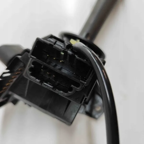 Interruptor de sinal Chevrolet TrailBlazer 2006 image 8