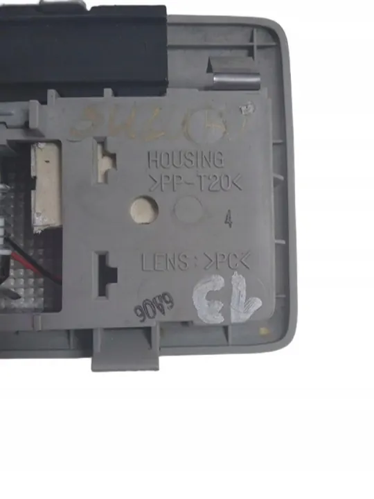 Gebrauchte PP-120 Innenraum-Kuppelleuchte - OEM Teil image 4