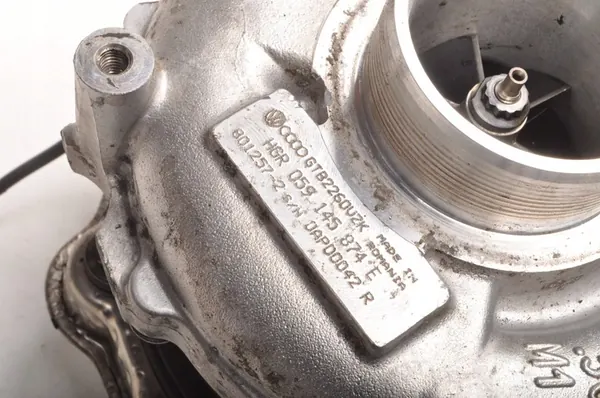 Turbo AUDI A8 D4 3.0 TDI 059145874E image 6