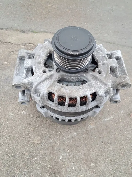 Audi A4 B8 Lift Generaattori 06H903018J image 3