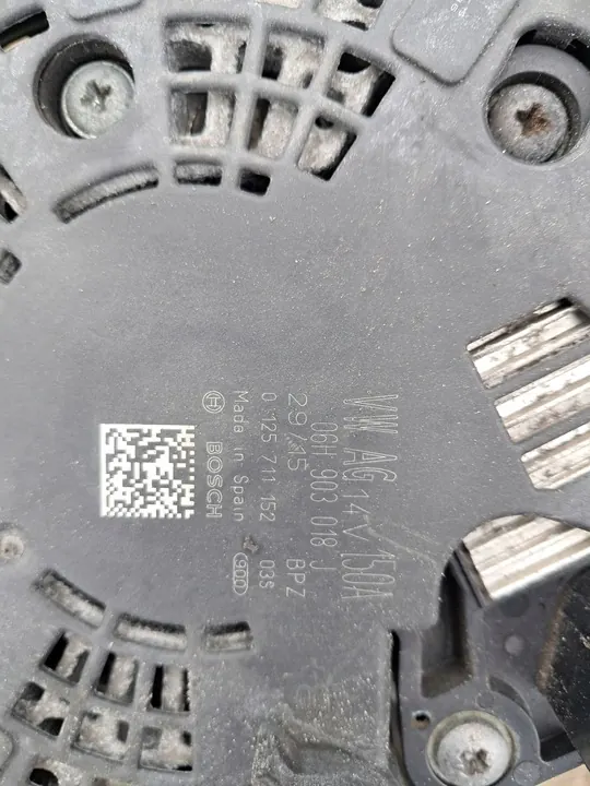 Audi A4 B8 Lift Generaattori 06H903018J image 4