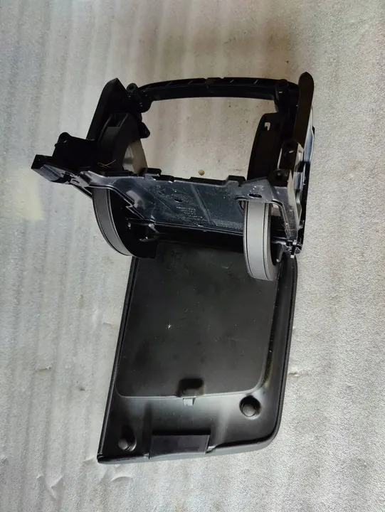 Volvo V60 2020 Accoudoir 31469700 image 4