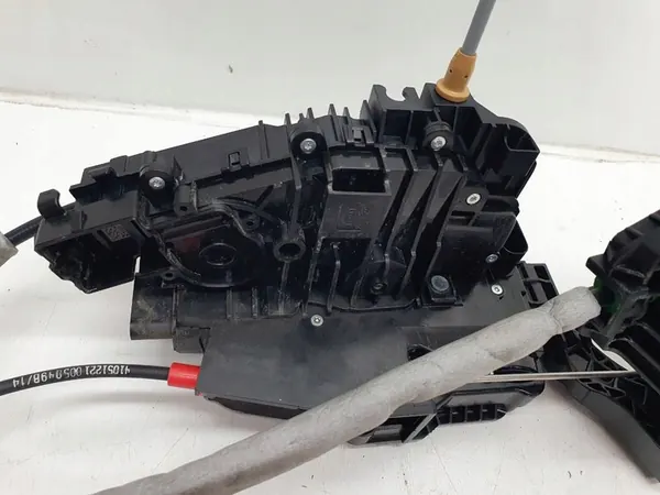 Fram Vänster Dörrlås Mercedes W166 ML A0997201301 image 3