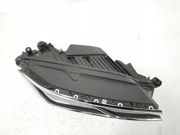 Farol direito VW Touareg III Full LED image 4