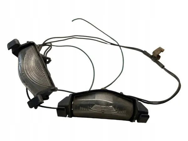 Luz de matrícula Mazda 3 II OEM P8331 image 2