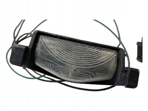 Luz de matrícula Mazda 3 II OEM P8331 image 6