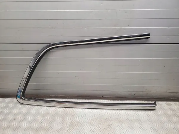 Chrysler Pacifica Taka vasen puoli OEM 68227297AD image 2