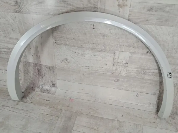 OEM 760853817D VW Touareg III Cache Aile Boue Gauche Arrière image 2