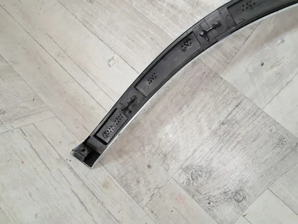 OEM 760853817D VW Touareg III Cache Aile Boue Gauche Arrière image 9