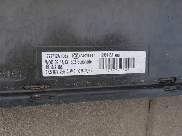 Audi A4 B8 Taklucka OEM 8K5877041A - Begagnad image 3