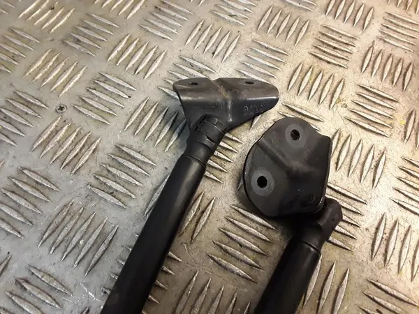 Vänster baklucka stötdämpare Opel Astra J OEM image 3