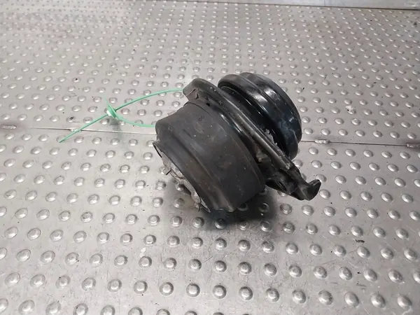 Mercedes-Benz ML W164 2008 Engine Mount Left Side A2512404417 image 2