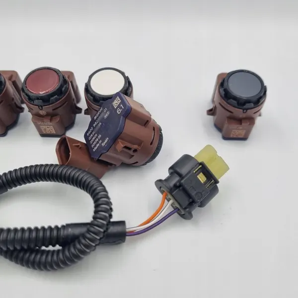 PDC Sensor BMW G20 G21 Framsidan 2020-2022 OEM image 7