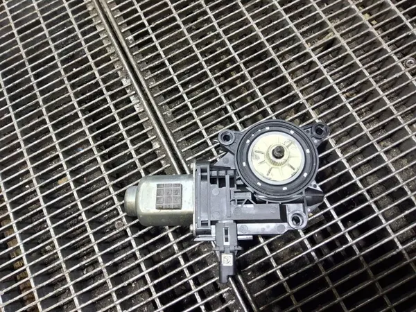 OEM 82460G5010 Rechter voorportier raammotor image 5