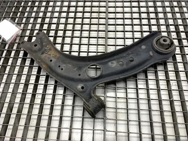 Braccio di Controllo Anteriore Sinistro VW T-ROC 5Q0407151R image 2