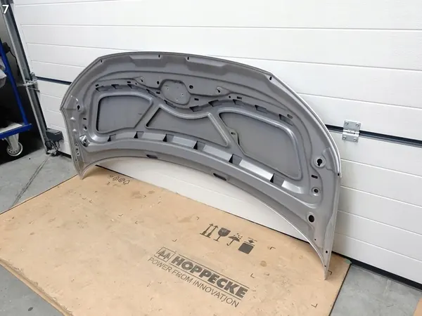 Motorhuv VW Transporter Multivan T6.1 (OEM 7E0823033H) image 8