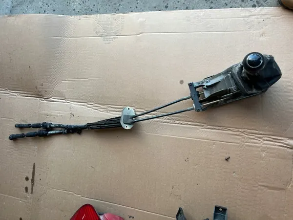 Pommeau de levier OEM 7M3711874E pour VW Sharan MK1 image 2