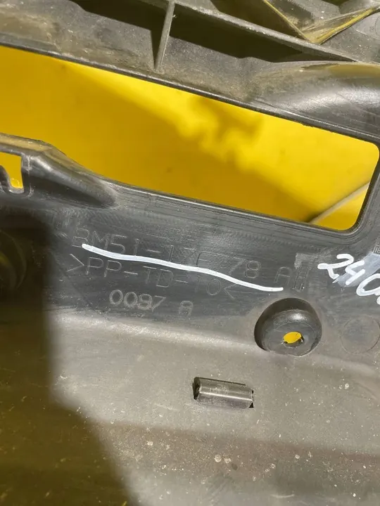 Ford Focus Främre Stötdämpare Förstärkning image 7