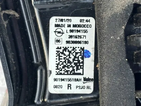 Luz trasera derecha Opel Corsa F image 8