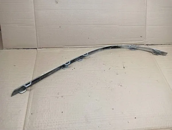 VW PASSAT B7 Krominen Puskuri Listan Oikea Takana 3AF807460 image 4