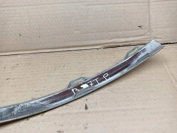 VW PASSAT B7 Krominen Puskuri Listan Oikea Takana 3AF807460 image 5