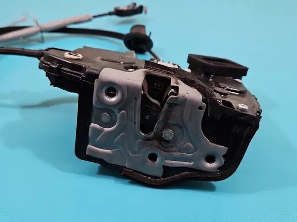 Rechtes Hinter Schloss 10A839016B Seat Arona 5PIN image 2