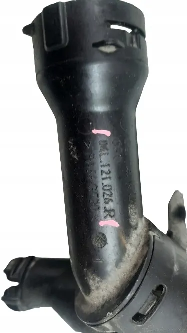 AUDI A4 B9 2.0 TDI Carcasa de Termostato image 2