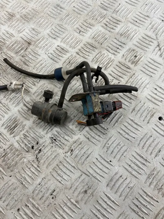 Válvulas de Vácuo Suzuki OEM para Jimny 98- image 3