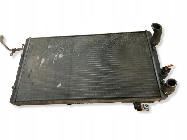 Gebruikte Volkswagen OE 6N0121201C motorradiator image 2