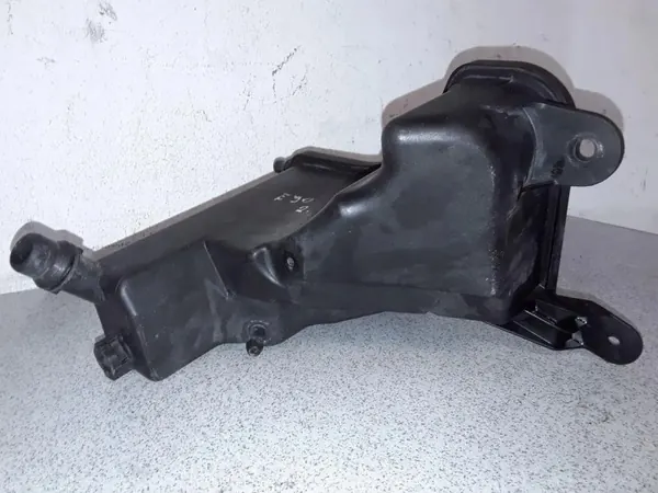 Réservoir d'expansion BMW 3 E90 OEM 17137520719 image 2