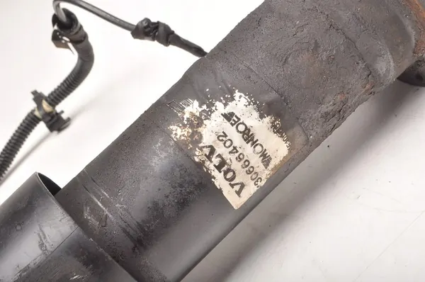 VOLVO XC70 I Ammortizzatore Posteriore 30666402 image 2