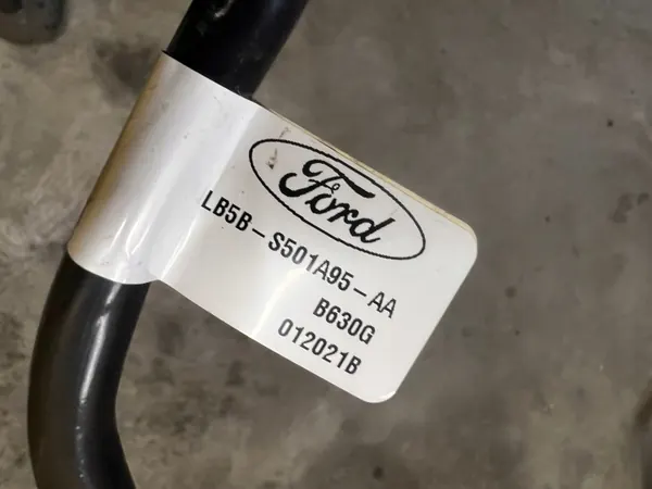 Tuyau d'écoulement LB5B-S501A95-AA Arrière Gauche Ford image 4