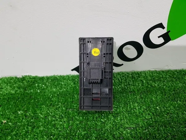 Audi Q3 Hoofdvensterschakelaar CHROME 8u0959851 image 4