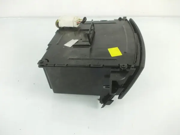 KIA Ceed Askfat OEM REGRGEHWRERG - Begagnad image 3