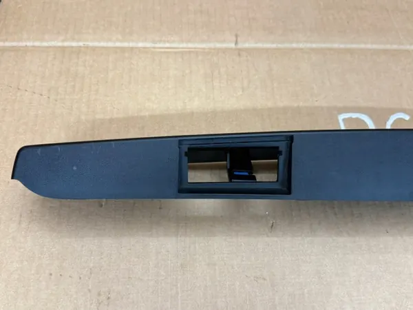 Opel OE 93867931 Barre d'éclairage plaque pour Vivaro image 6